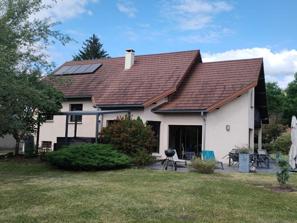 La Champagnolaise Villa Champagnole Exterior photo
